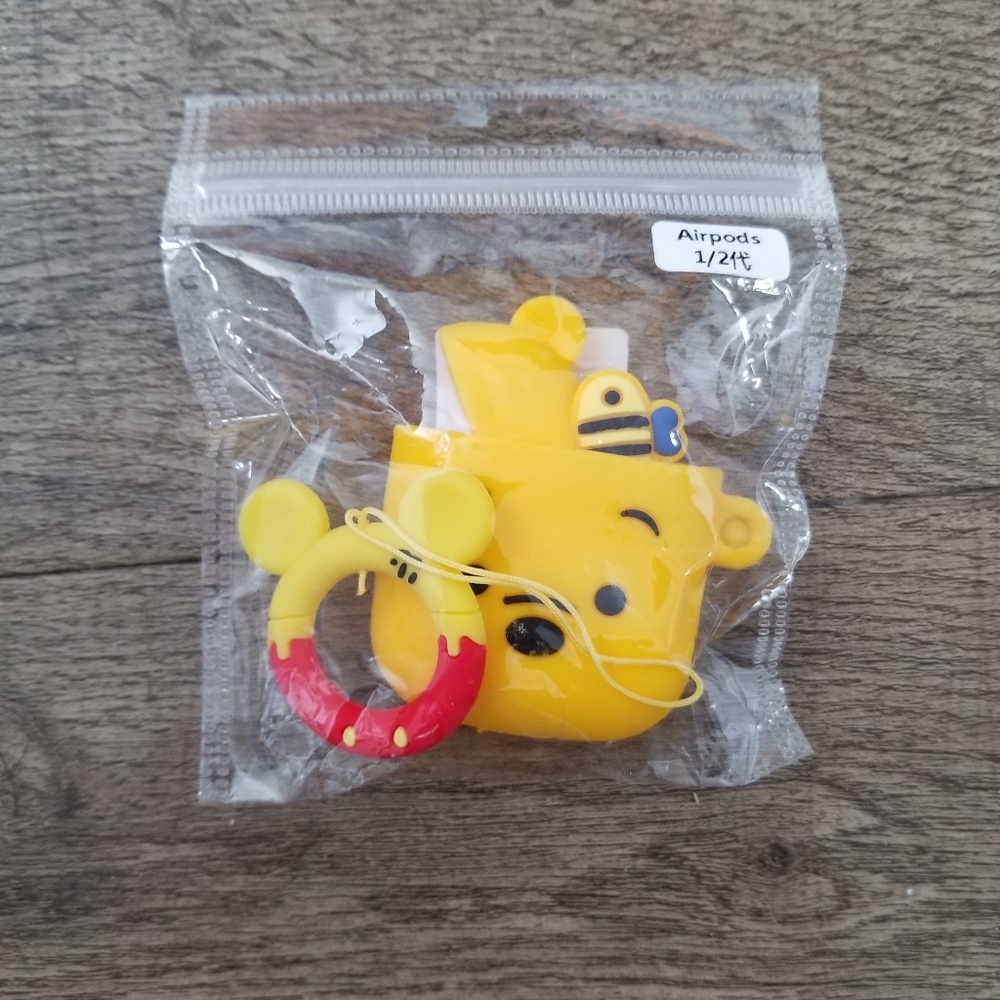 Cute Winnie the Pooh AirPods 1/2 Silicone Case Cover
